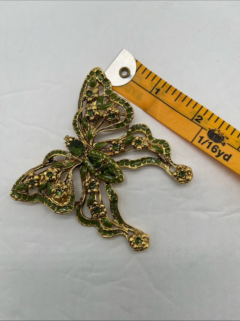 Gold Tone Butterfly Brooch Green Rhinestones Large - Picture 5 of 7